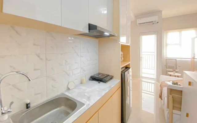 Cozy Studio Living Transpark Juanda Bekasi Timur Apartment