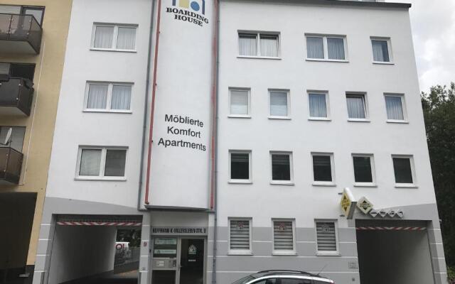 Apartmenthaus Zentrum Komfort Apartments mit Miniküchen verschiedener Größen