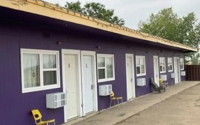 Gull Lake Lodge Motel