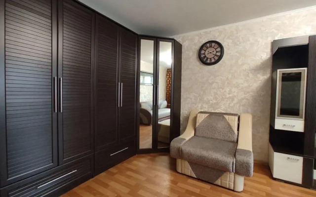 Apartments on Sysoeva 8