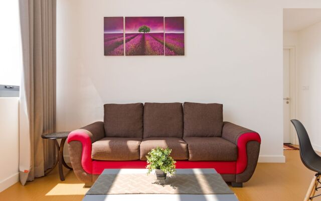 The Hub SS2 By Iconique