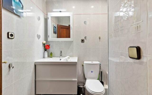 Cozy 3bed Flat With Balcony Close to Plaza España