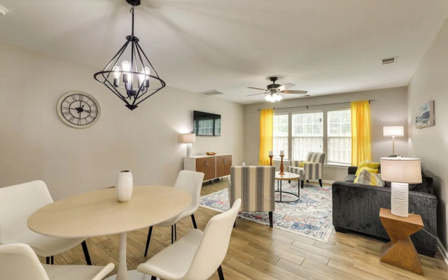 Charming North Charleston Townhome - Pets Welcome!