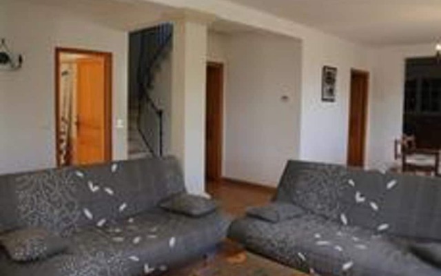 House With 3 Bedrooms in Saint-pierre-de-vassols, With Private Pool, E