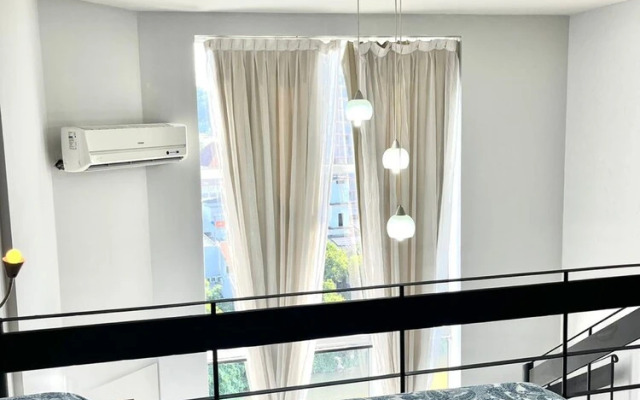 Saint Sebastian 506 Duplex no Centro
