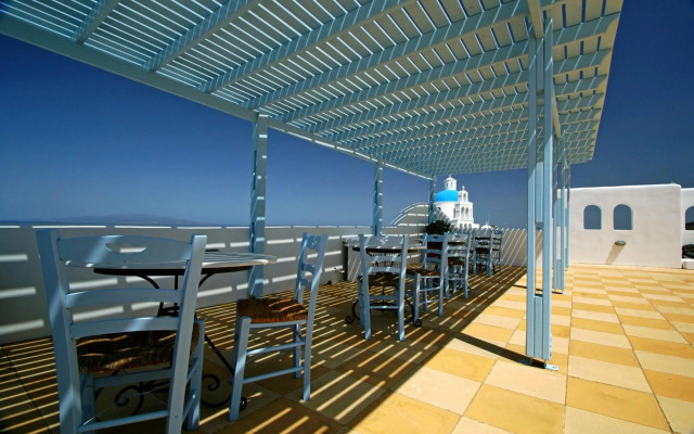 Aethrio Sunset Village Hotel