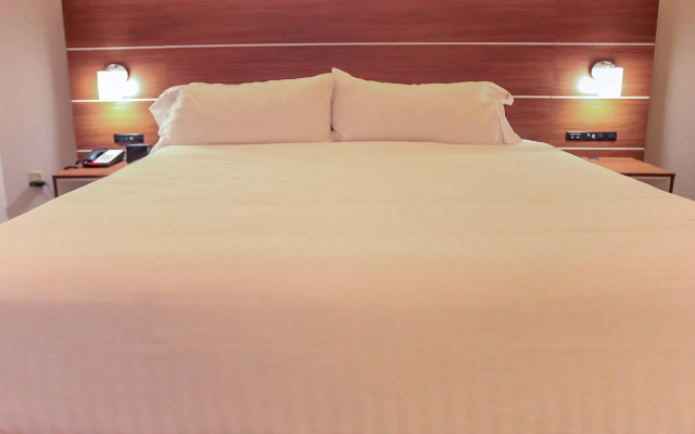 Holiday Inn Express Daytona Beach - Speedway