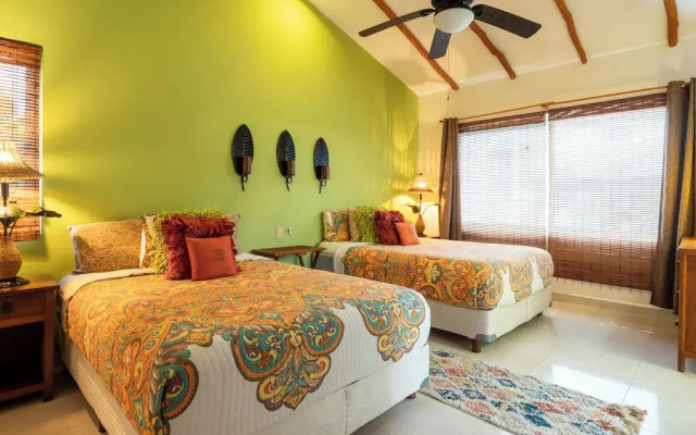 3 Bedroom villa with pool - Mayamar G9