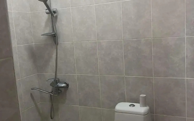 Nando Guest House