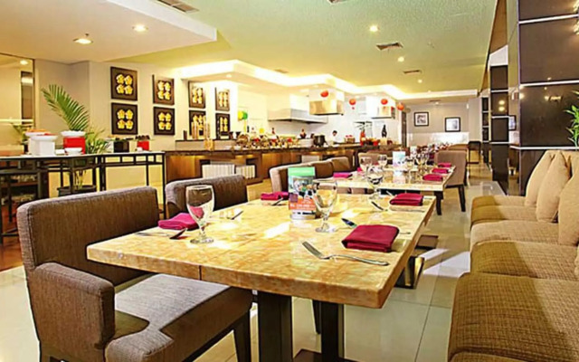 Golden Flower Hotel Bandung
