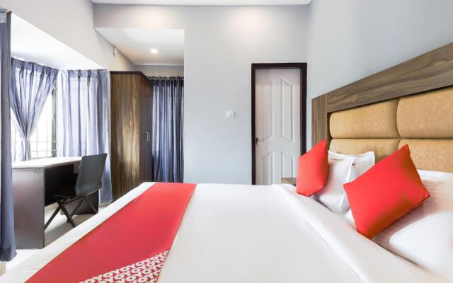 OYO 44050 Central Queens