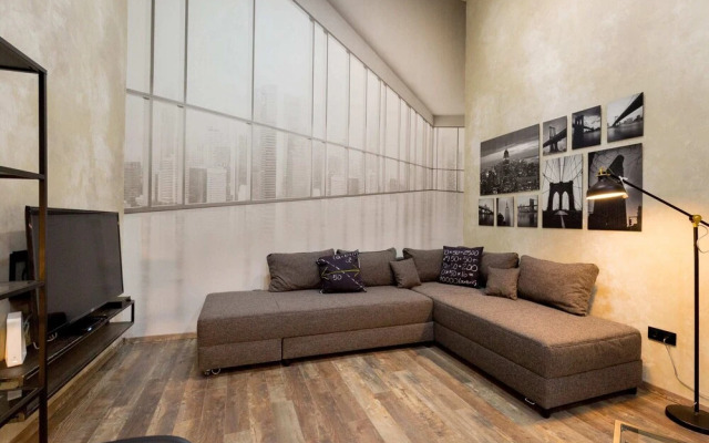 Bright Warwick Chambers Apartment