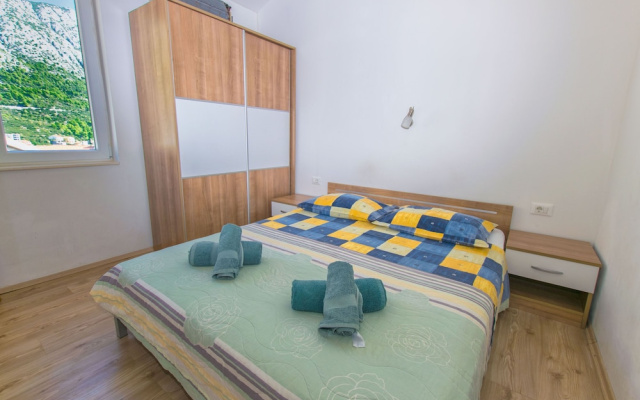 Apartment Goran