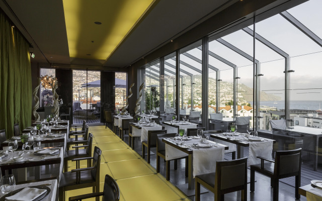 The Vine Hotel