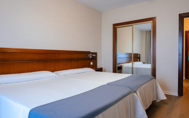 Port Europa Hotel