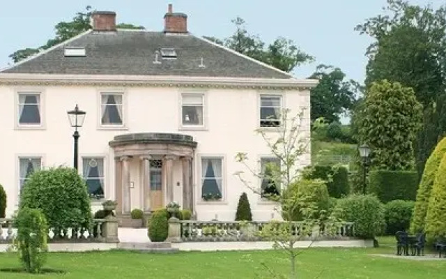 Roundthorn Country House