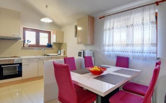 Holiday Home Jasminka