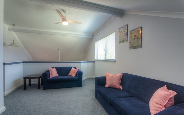 Ningaloo Breeze Villa 4