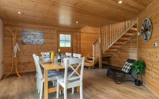 Everwyn Lodge - Luxury Lodge With Hot Tub