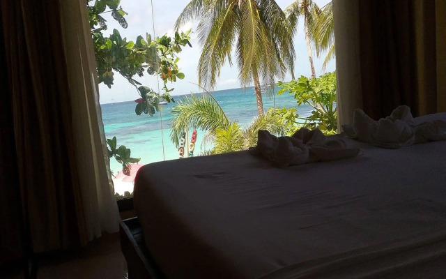 Kaiyana Boracay Beach Resort