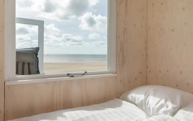 Holiday Home in Dishoek by the Beach