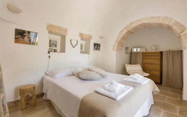 661 Villa con Piscina e Vista Panoramica a Ostuni