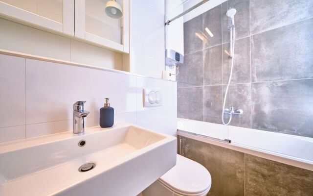 Luxury Seaside Apartment by Litto