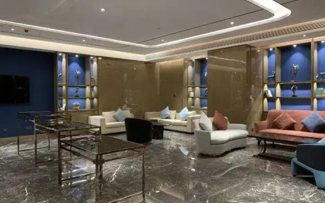 The Horizon Hotel