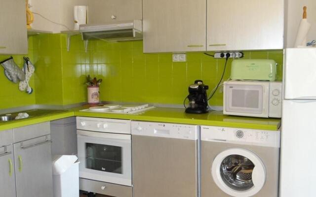 Appartement Cavalaire-sur-Mer, 2 pièces, 4 personnes - FR-1-100-123