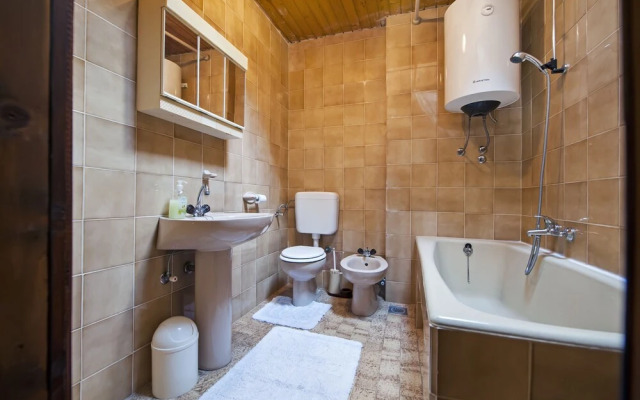 Apartment Mirela with Sea view