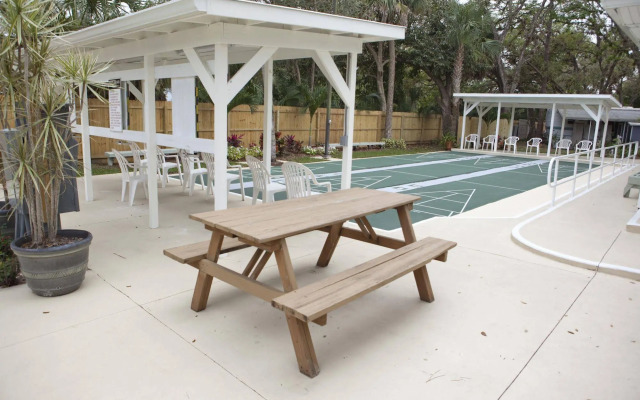 Naples RV Resort