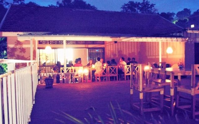 Bromelia Guesthouse