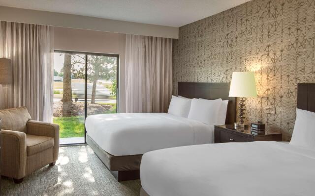 DoubleTree by Hilton Hotel Chicago Wood Dale - Elk Grove