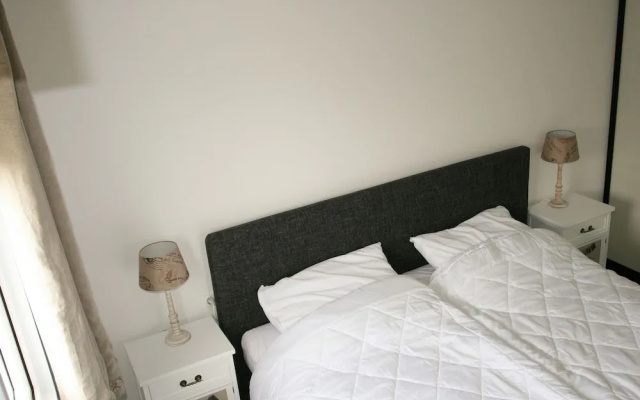 Comfy Chalet With Dishwasher, Near the Wadden Sea
