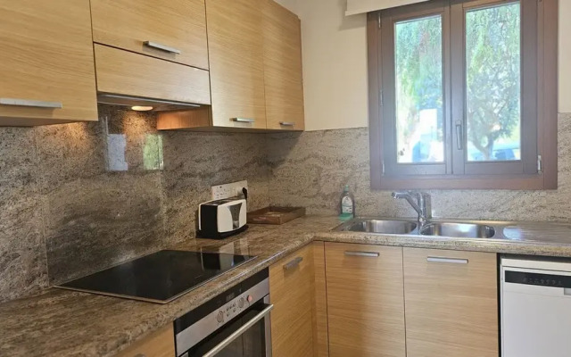 62 APH - Stay Aphrodite Hills Apartment