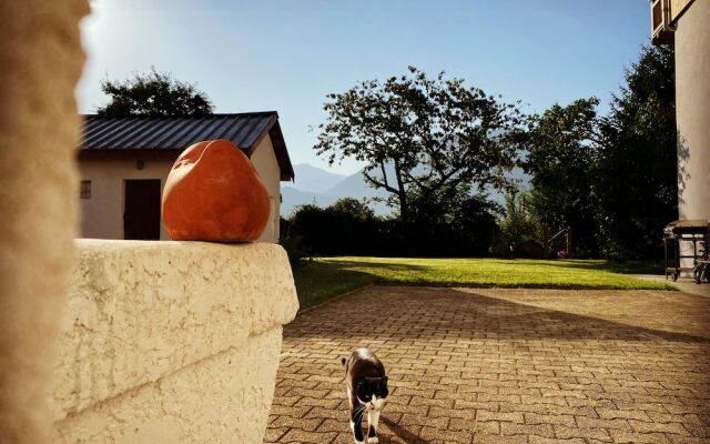 La Villa d'Hélène Chambres d’hôtes et Appartements-Cluses