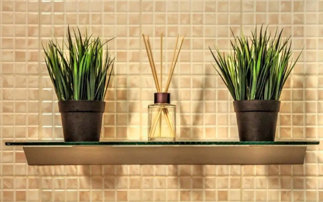 Nefelejcs near the Keleti railway station