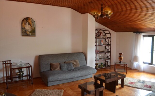 Apartments Peranovic