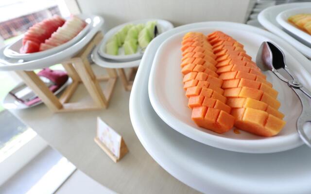 The Azana Hotel Airport Semarang