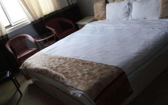 Mengcheng Express Inn