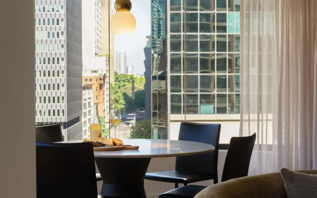 Adina Apartment  Sydney Town Hall