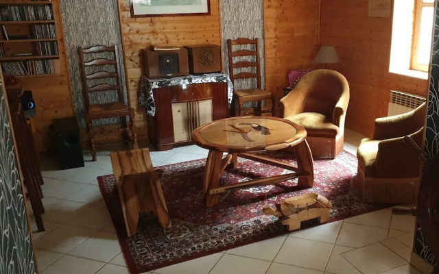 Aux Chambres Sussuriennes