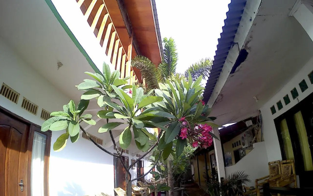 Ombak Homestay