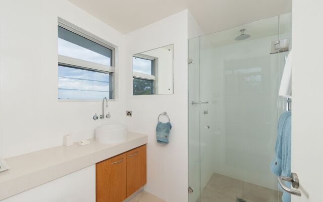 The Penthouse at Little Beach