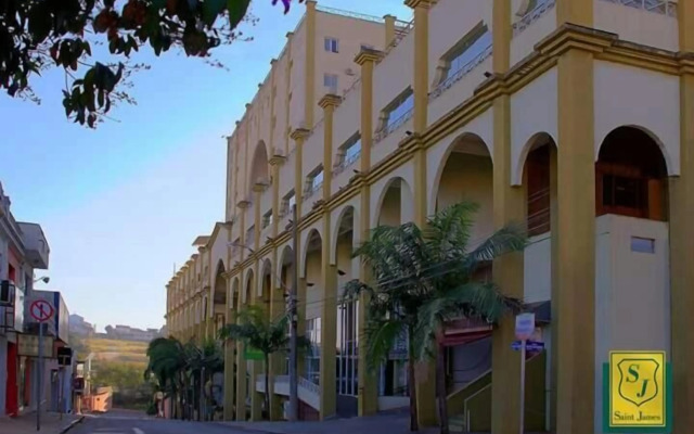 Saint James Palace Hotel