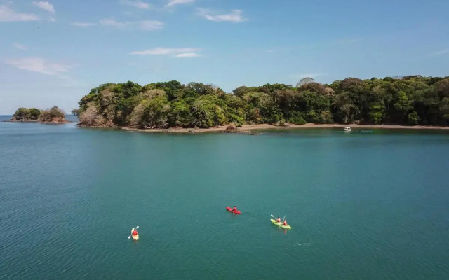 The Resort at Isla Palenque