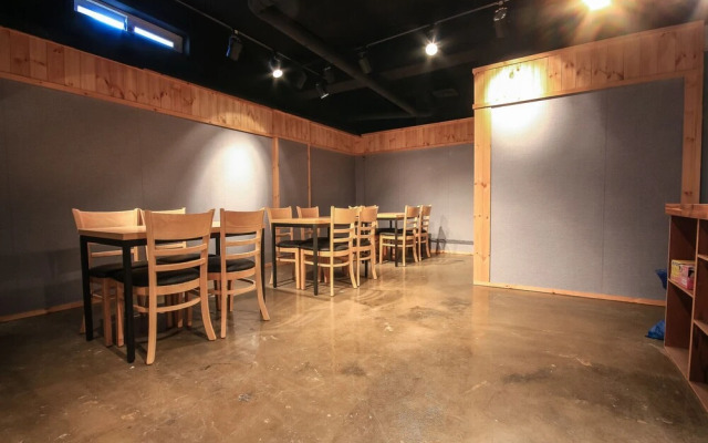 Yeosu Party Motel and Guest House