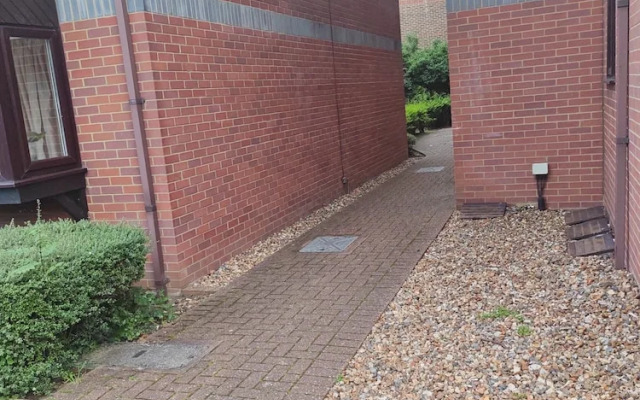 Beautiful 1-bed Apartment in Croydon-free Parking