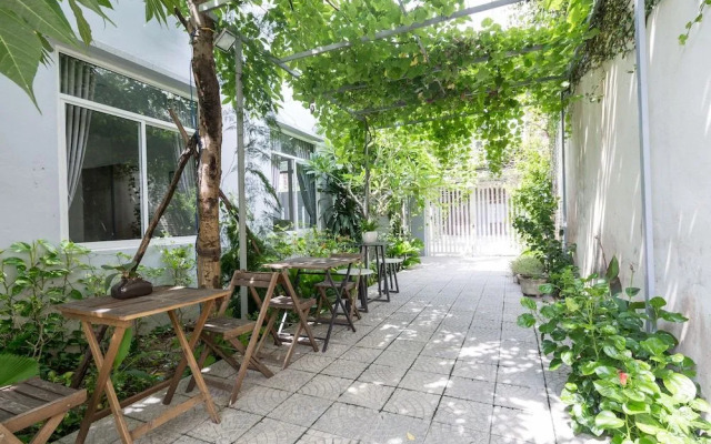 Nanu Garden House Boutique
