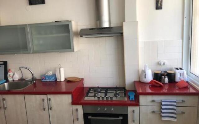 Isra Home Apartment Jabotinsky 8